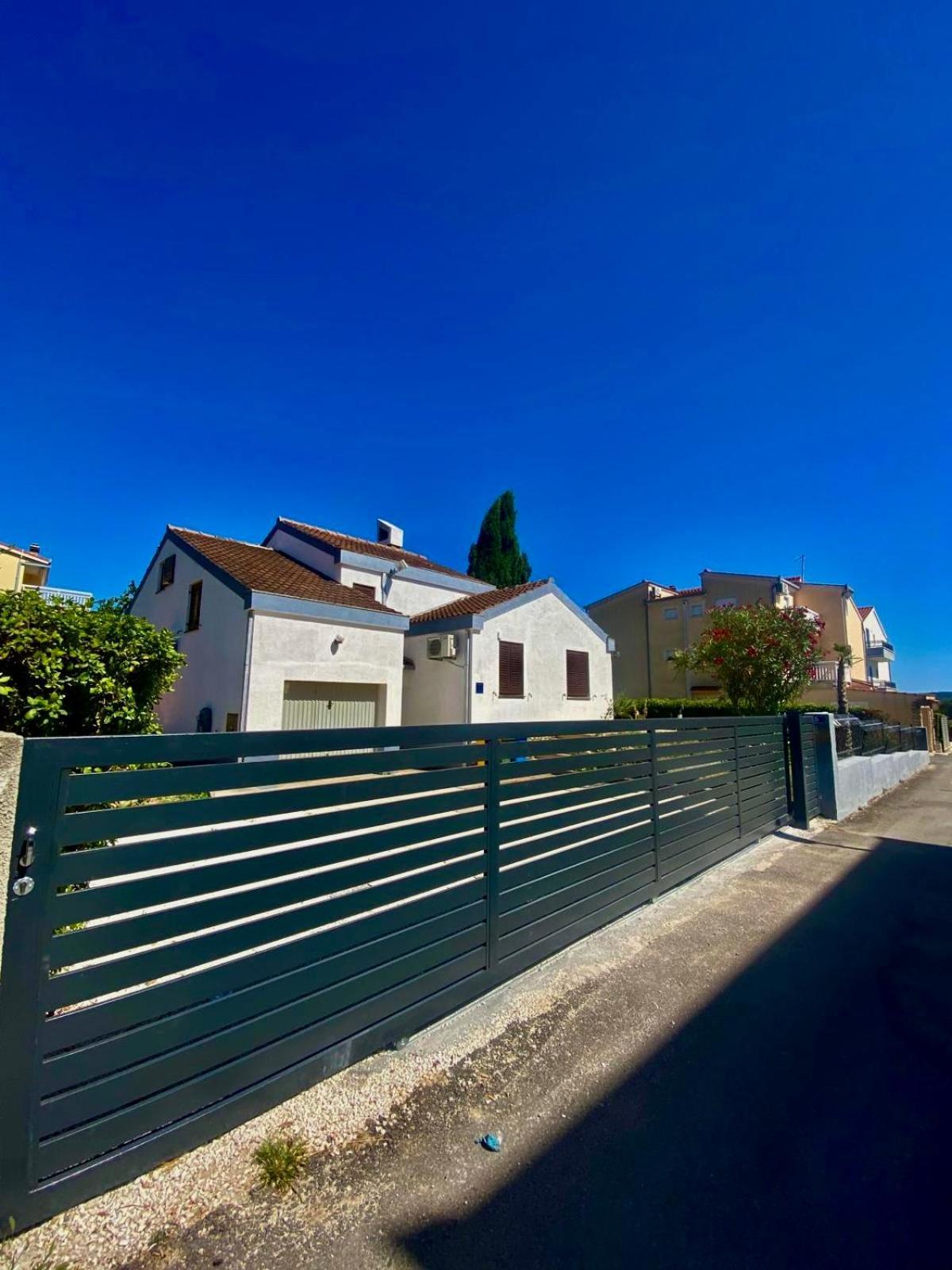 Holiday Home Angela Kastela Exterior photo